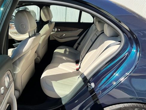 Used 2017 Mercedes-Benz E 300 4MATIC w/ Premium 1 Package image 21