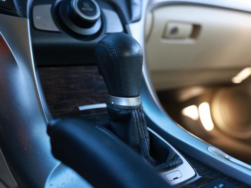 Used 2009 Acura TL 3.5L 2DR SEDAN image 36