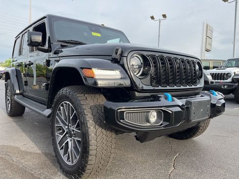 Used 2024 Jeep Wrangler High Altitude AWD/4WD image 74
