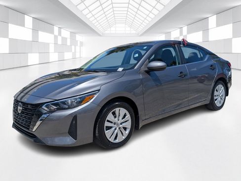Certified 2024 Nissan Sentra S FWD image 3