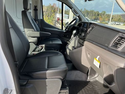 New 2025 Ford Transit 150 Low Roof AWD image 28