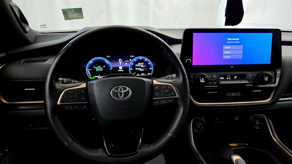 Certified 2025 Toyota Grand Highlander AWD Hybrid image 35