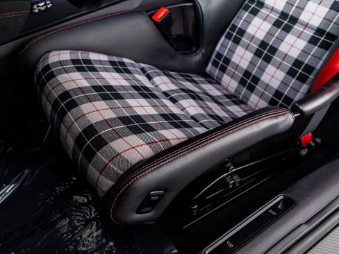 Used 2022 Porsche 911 GT3 image 31