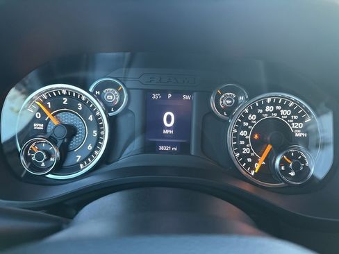 Used 2022 RAM 1500 Big Horn image 22