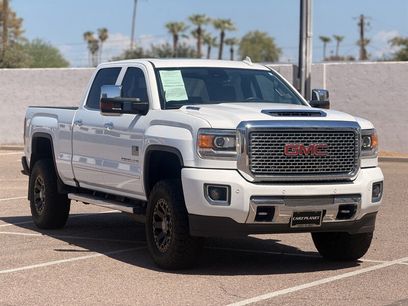 Used 2017 GMC Sierra 2500 Denali w/ Duramax Plus Package