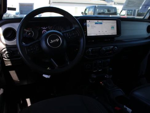 Used 2024 Jeep Wrangler Sport S AWD/4WD image 14