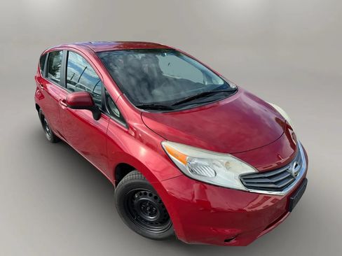 Used 2014 Nissan Versa Note SV FWD image 2