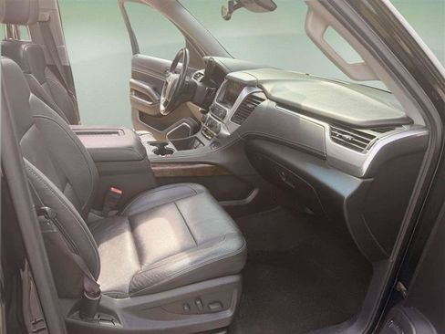 Used 2015 Chevrolet Suburban LT AWD/4WD image 6