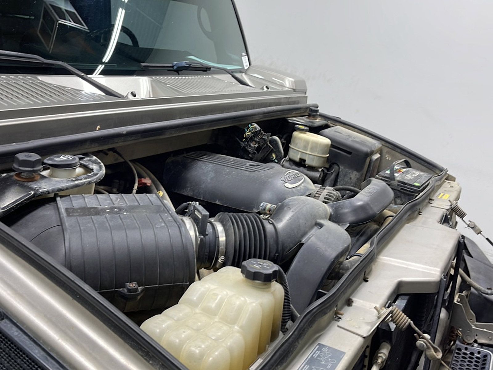 Used 2005 HUMMER H2 SUT w/ Preferred Equipment Group AWD/4WD image 24