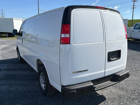 New 2025 Chevrolet Express 2500 w/ Driver Convenience Package image 4