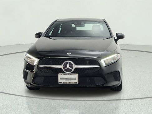 Used 2019 Mercedes-Benz A 220 image 2