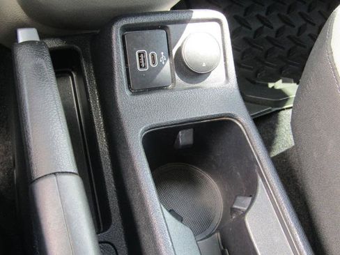 Used 2023 Ford Transit Connect XLT FWD image 27