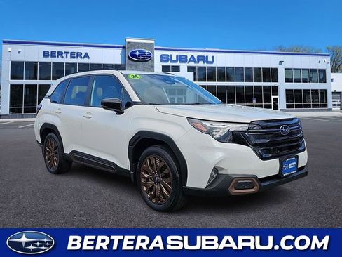 Used 2025 Subaru Forester Sport AWD/4WD image 2