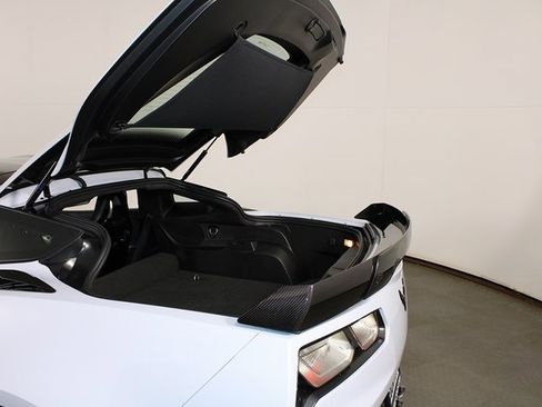 Used 2018 Chevrolet Corvette Z06 w/ Carbon 65 Edition image 26