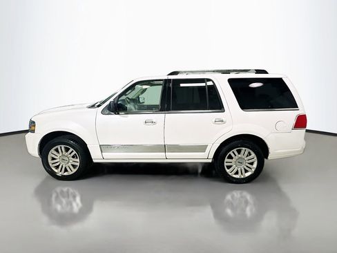 Used 2014 Lincoln Navigator 4WD image 5
