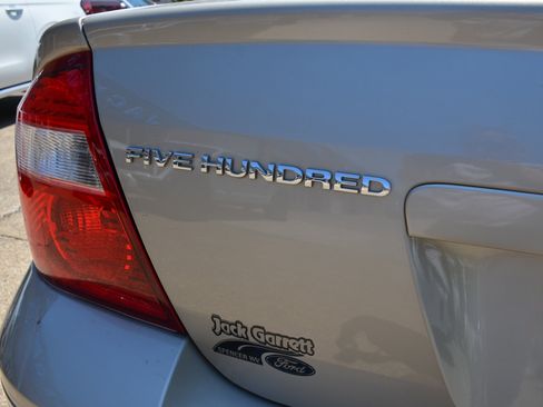 Used 2006 Ford Five Hundred SEL FWD image 9
