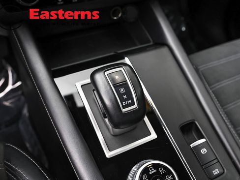 Used 2024 Mitsubishi Outlander AWD image 12
