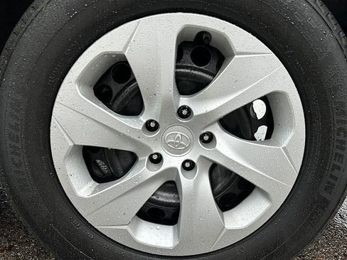 Certified 2024 Toyota RAV4 LE AWD/4WD image 30