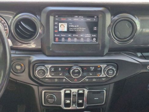 Used 2021 Jeep Wrangler Unlimited Sport AWD/4WD image 18