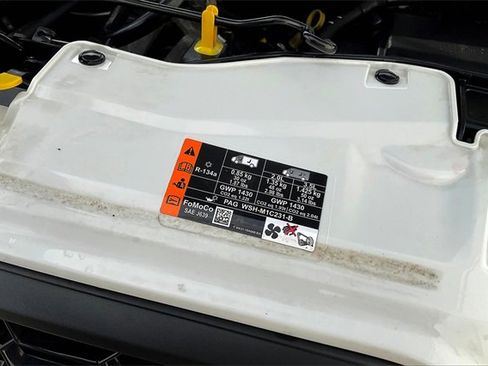 Used 2023 Ford Transit 250 Medium Roof AWD image 30