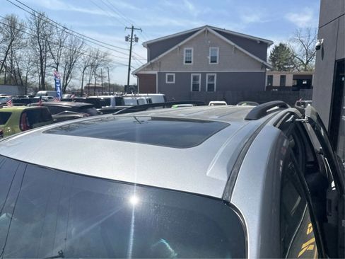 Used 2011 Toyota Sienna XLE image 12