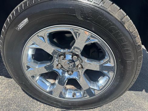 Used 2016 RAM 1500 Laramie w/ Convenience Group AWD/4WD image 32