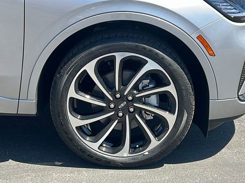 New 2026 Lincoln Nautilus Black Label image 8