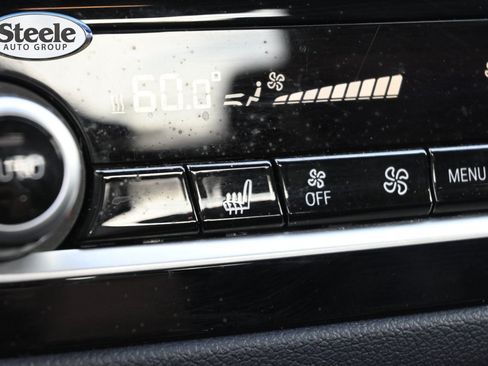 Used 2017 BMW 540i RWD image 15