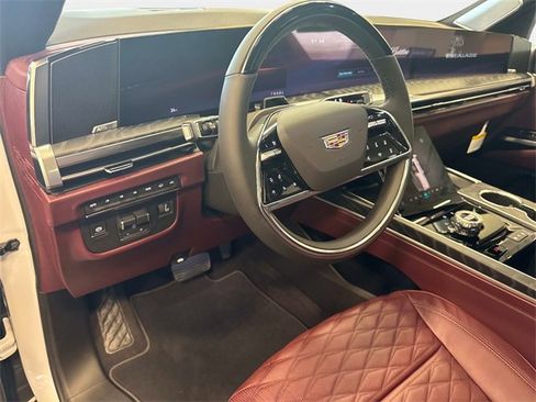 New 2026 Cadillac Escalade Luxury w/ LPO, Radiant Package image 21