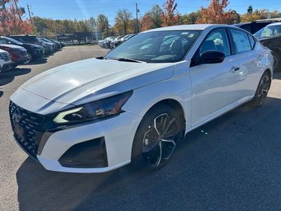 New 2025 Nissan Altima 2.5 SR