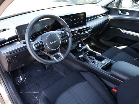 Used 2025 Kia K5 LXS image 9
