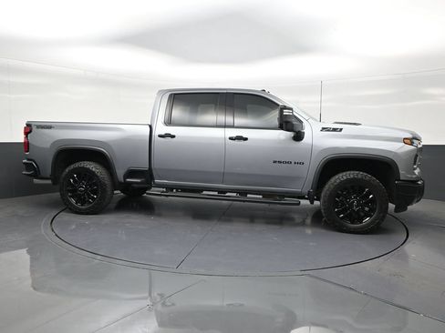 Used 2026 Chevrolet Silverado 2500 LTZ w/ Trail Boss Package AWD/4WD image 6