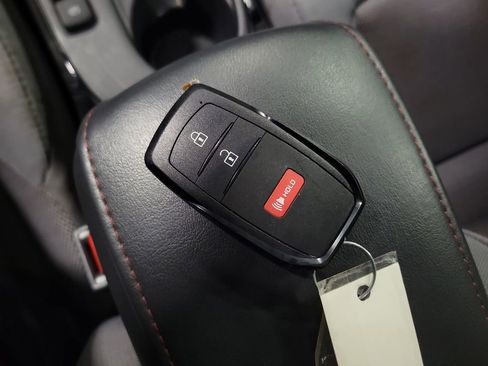 Used 2024 Toyota Corolla SE image 15