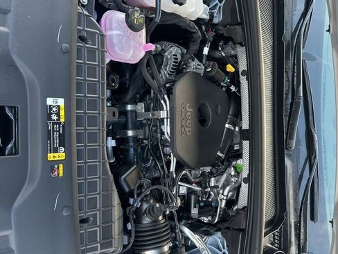 New 2026 Jeep Grand Cherokee Altitude image 27