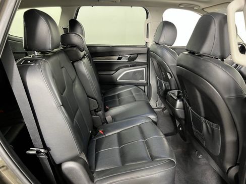 Used 2022 Kia Telluride EX w/ Towing Package image 34