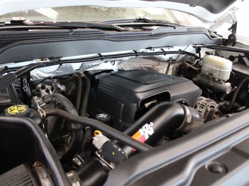 Used 2015 Chevrolet Silverado 2500 LTZ w/ LTZ Plus Package image 25