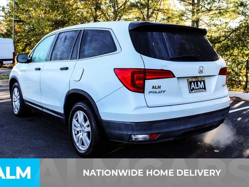 Used 2016 Honda Pilot LX image 5