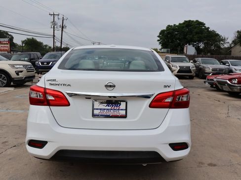 Used 2017 Nissan Sentra SV w/ Driver's Assist Package FWD image 6