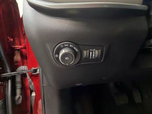 Certified 2025 Jeep Compass Limited w/ Elite Group AWD/4WD image 24