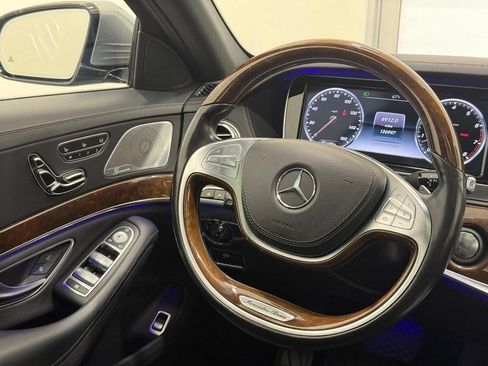 Used 2015 Mercedes-Benz S 550 4MATIC Sedan image 11