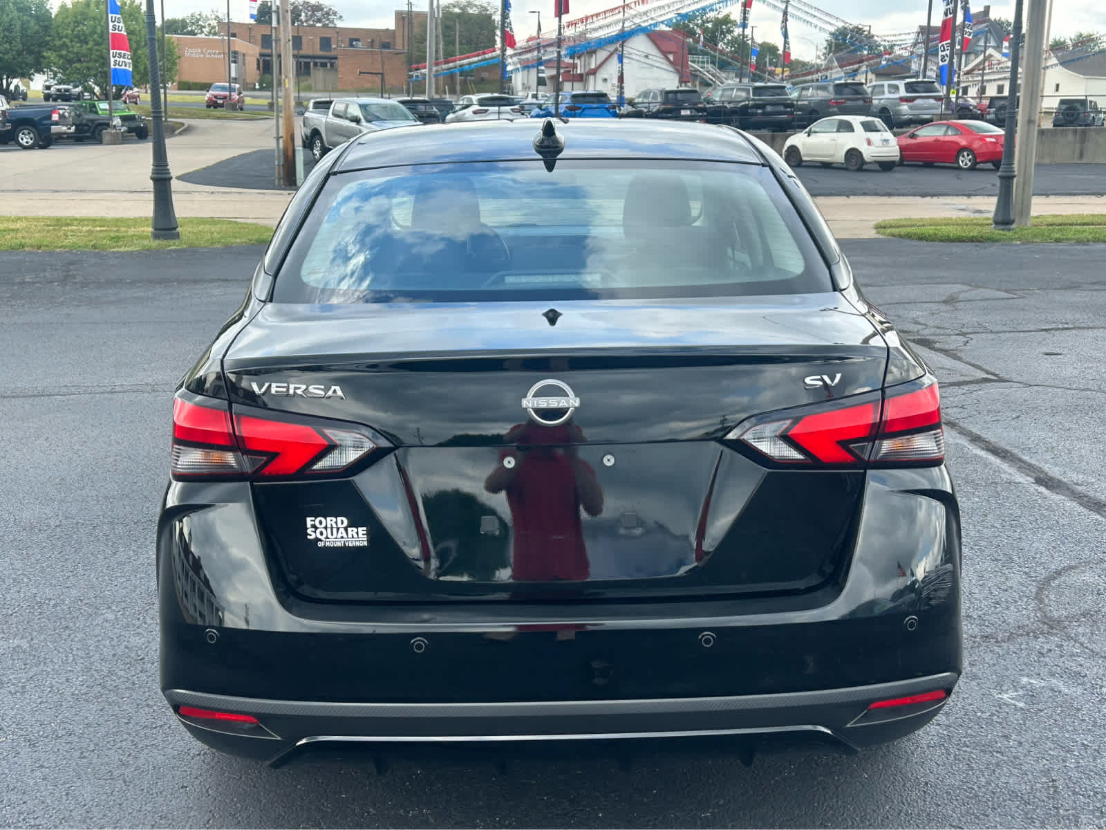 Used 2024 Nissan Versa SV FWD image 5