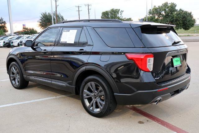 Used 2023 Ford Explorer XLT w/ Equipment Group 202A AWD/4WD image 10