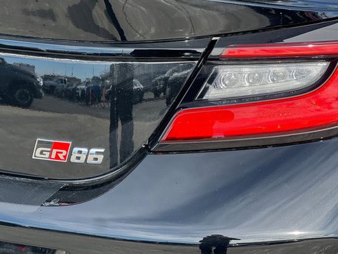 New 2026 Toyota GR86 Premium w/ ALL Weather Mat Package (TMS) image 20