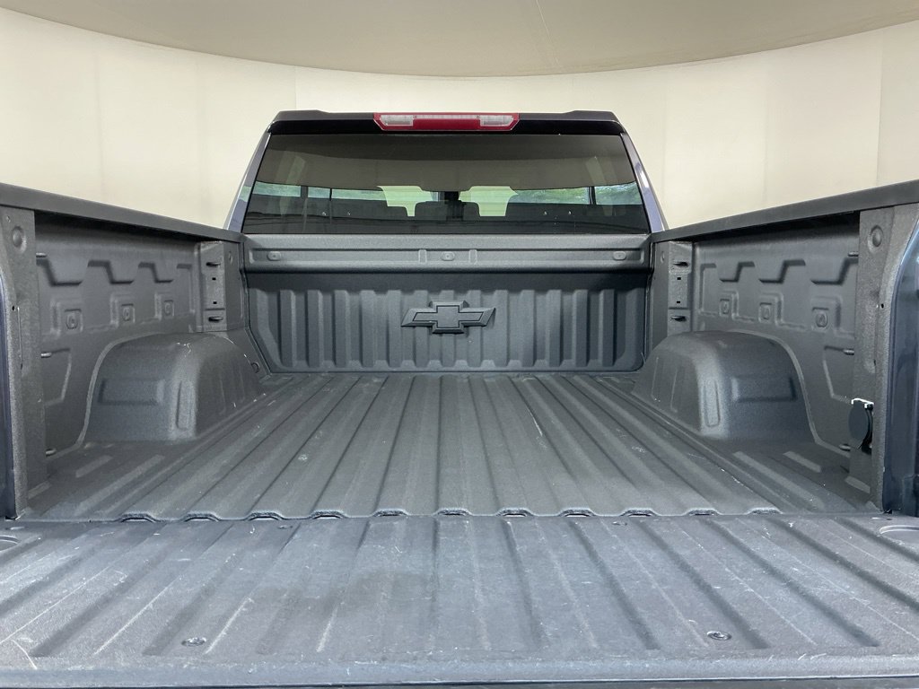 Used 2023 Chevrolet Silverado 1500 RST w/ Protection Package AWD/4WD image 15
