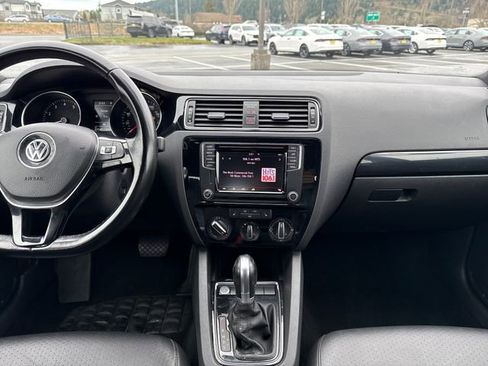 Used 2018 Volkswagen Jetta Sport image 22