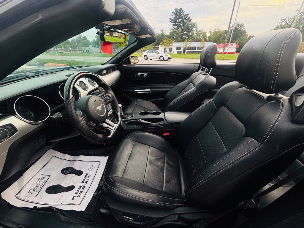Used 2017 Ford Mustang GT Premium RWD image 30