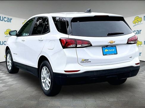 Used 2024 Chevrolet Equinox LS w/ LS Convenience Package AWD/4WD image 4