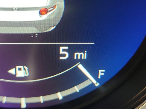 New 2025 MAZDA MX-5 Miata Club w/ Weather Package image 18