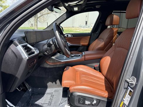 Certified 2024 BMW X7 M60i w/ Executive Package image 14