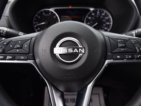 Used 2024 Nissan Sentra SV image 17